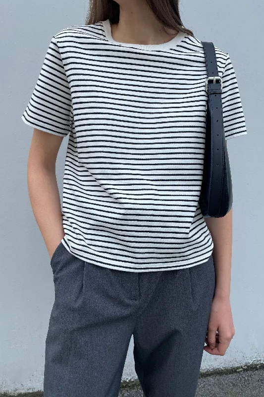 Leisure Sports STRIPED T-SHIRT