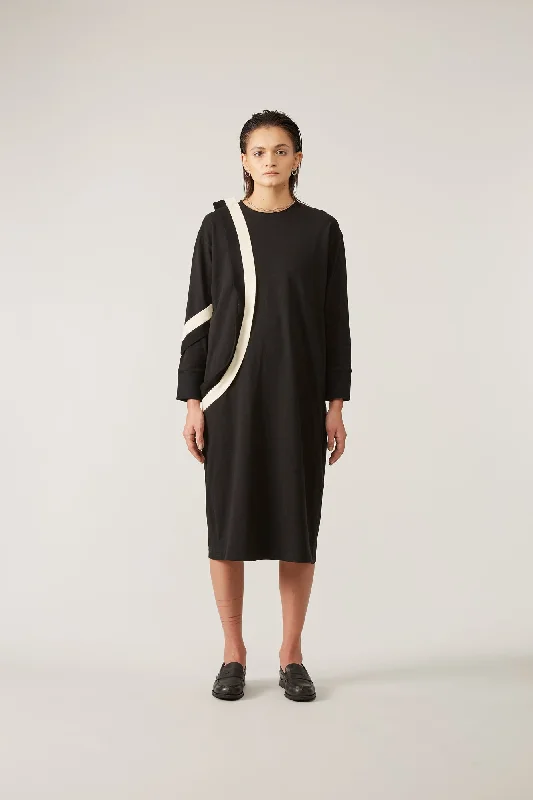 Playful Style KAAM | Black Coat