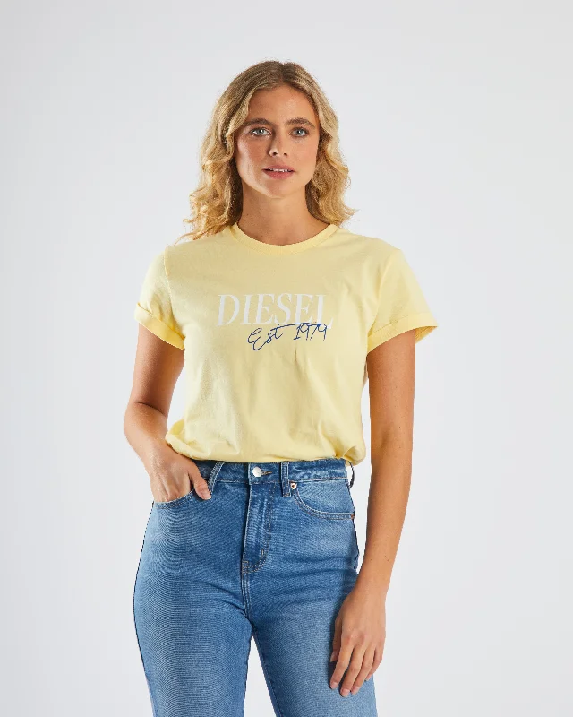 Classic Corin Tee Pale Banana