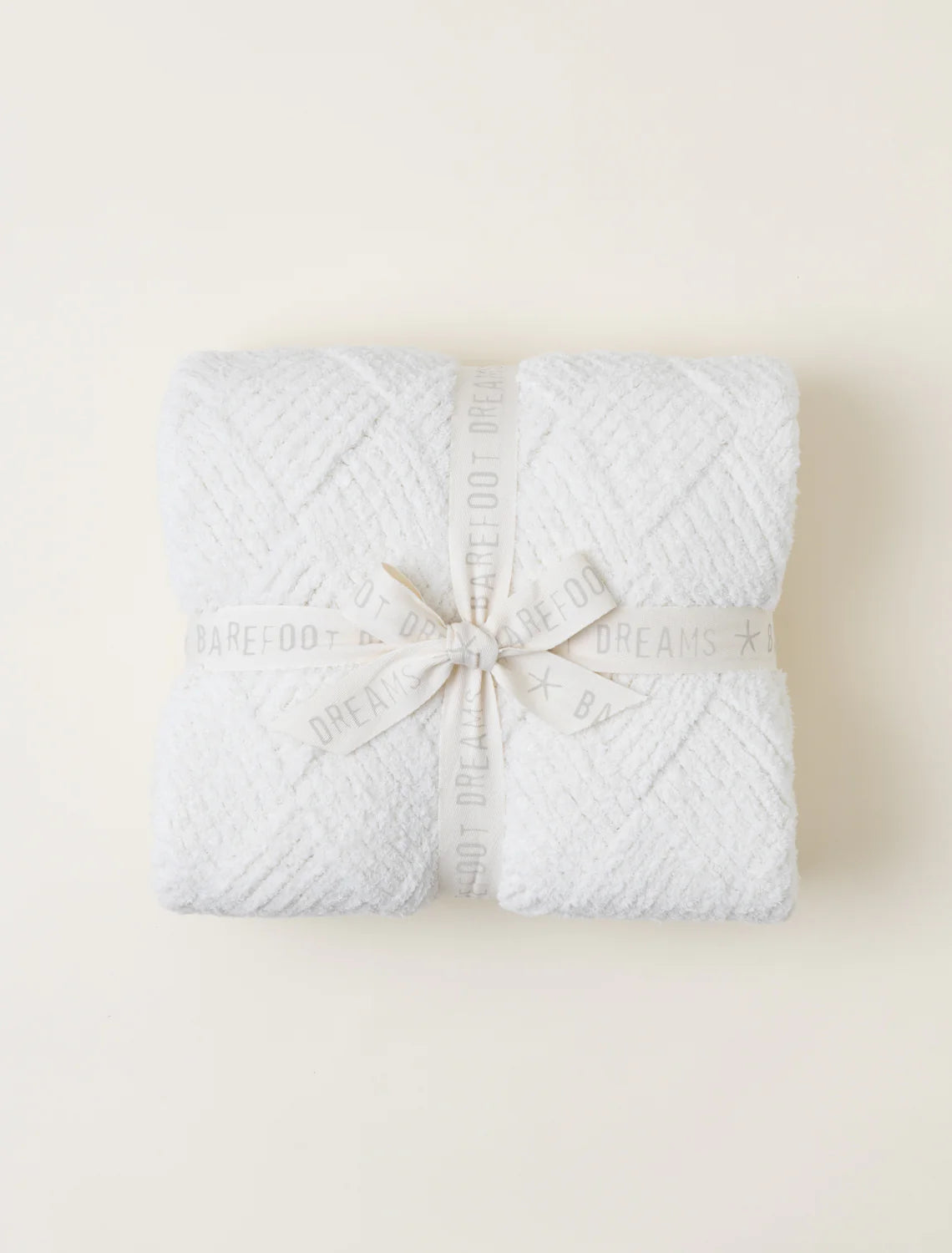 Fashionable And Versatile Barefoot Dreams CozyChic Diamond Weave Blanket in Cream