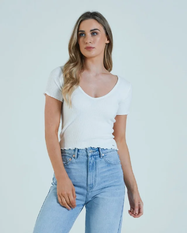 Versatile Items Catherine Tee White