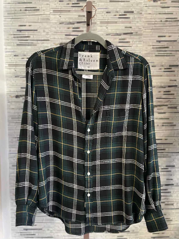 Frank & Eileen Size XS Green/Black Plaid Top