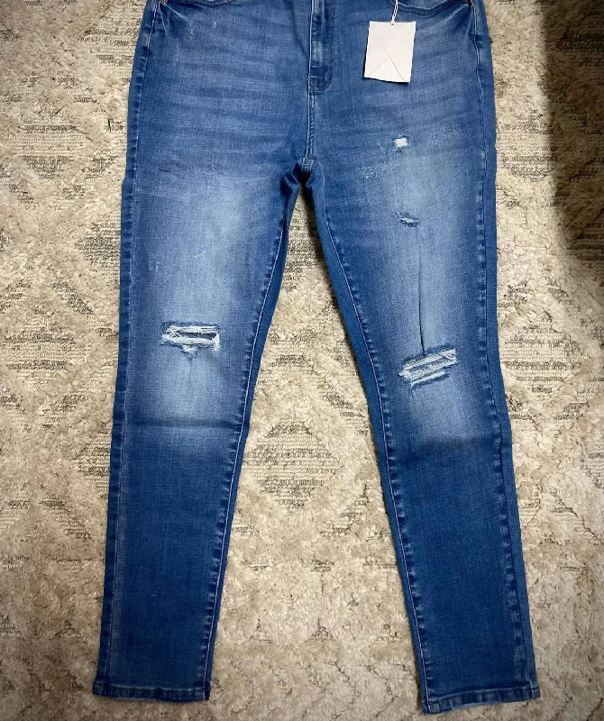 Retro Style Women's High Rise Super Skinny Jean - Plus In Medium Wash