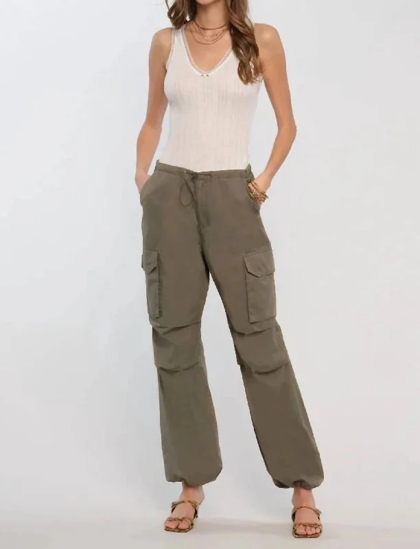 Design Trend Annelise Pant In Army