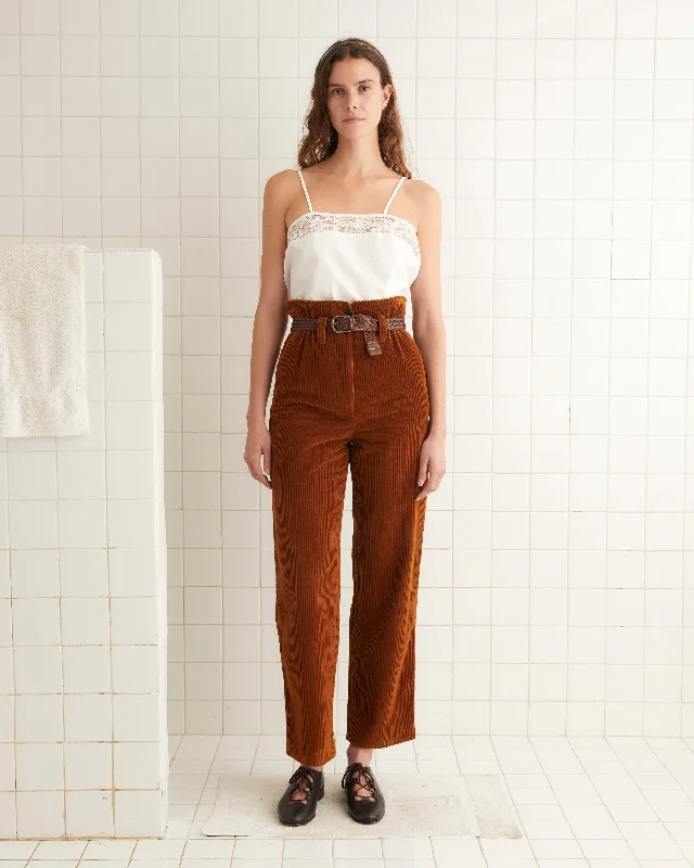 Modern Chic Corduroy Shakey Trousers - Brown