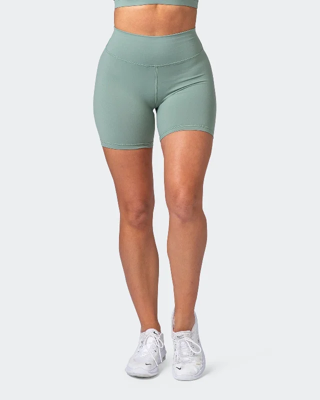 Street Vertical And Horizontal Design Signature Scrunch Bike Shorts-Cactus