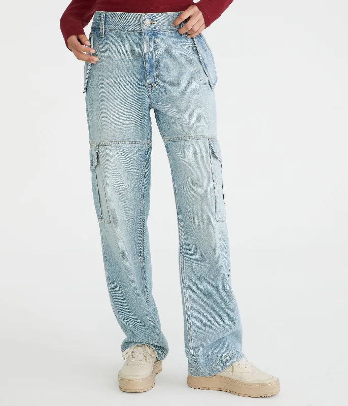 Innovative Design Aeropostale Low-Rise Cargo Jean