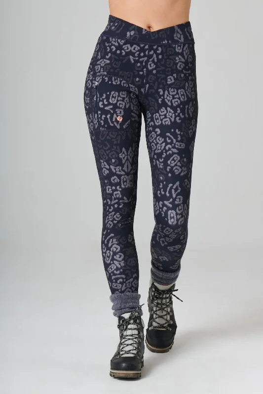 Fashion Must-have The Recycled Outdoor Leggings - Navy Wild Print