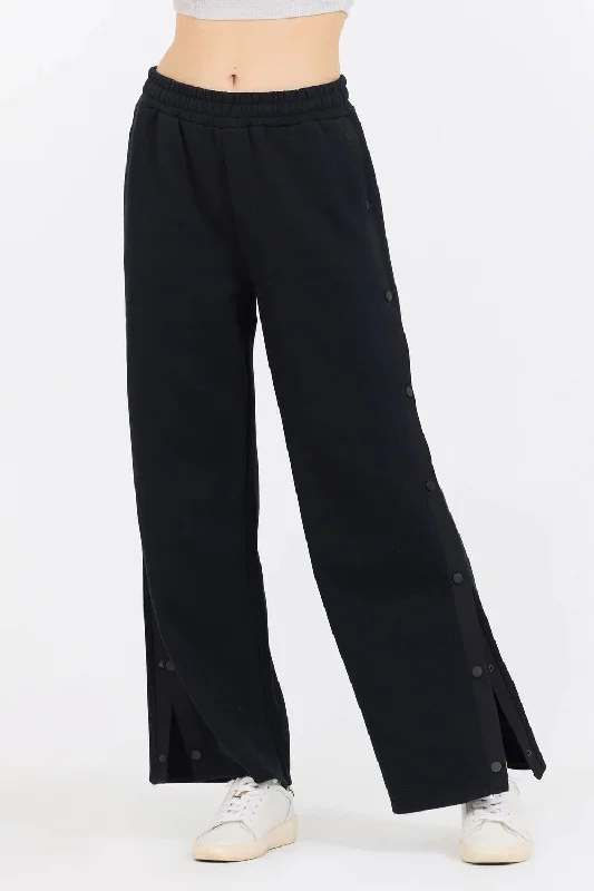 Innovative Design Brushed Snap Pant In Black